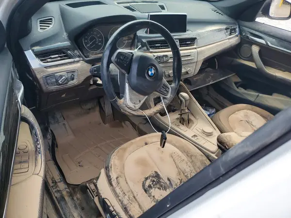 WBXHT3C39H5F86364 2017 BMW X1 - Image 8