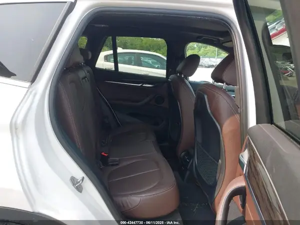 WBXHT3C39J3F03873 2018 BMW X1 - Image 8