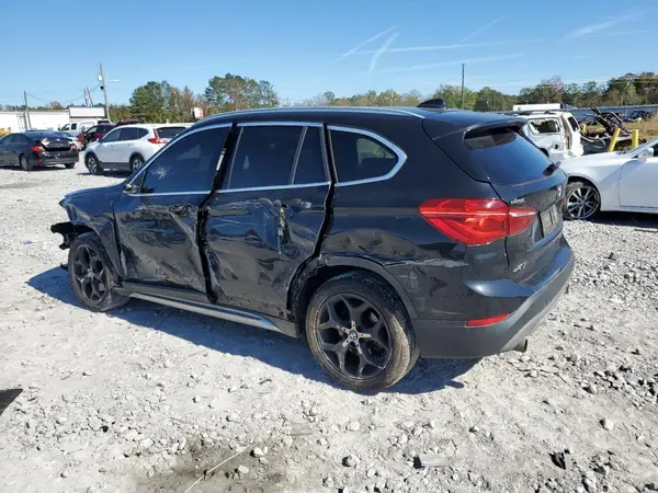 WBXHT3C39J3F04165 2018 BMW X1 - Image 2