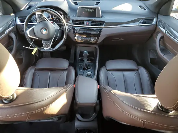 WBXHT3C39J3H30030 2018 BMW X1 - Image 8