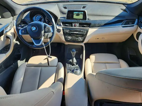 WBXHT3C39J3H30089 2018 BMW X1 - Image 8