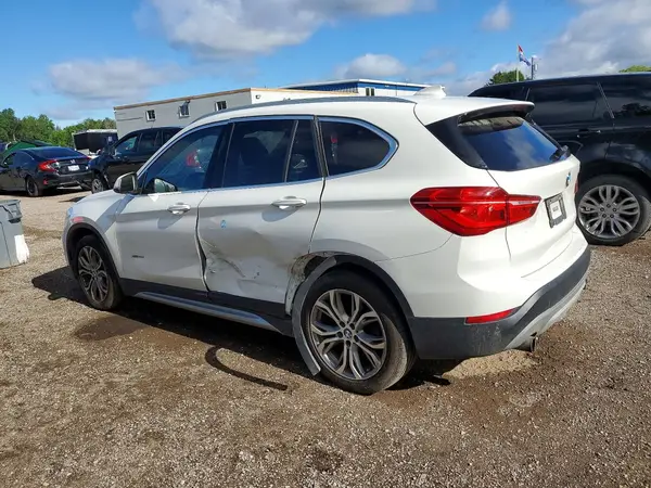 WBXHT3C39J5F88623 2018 BMW X1 - Image 2