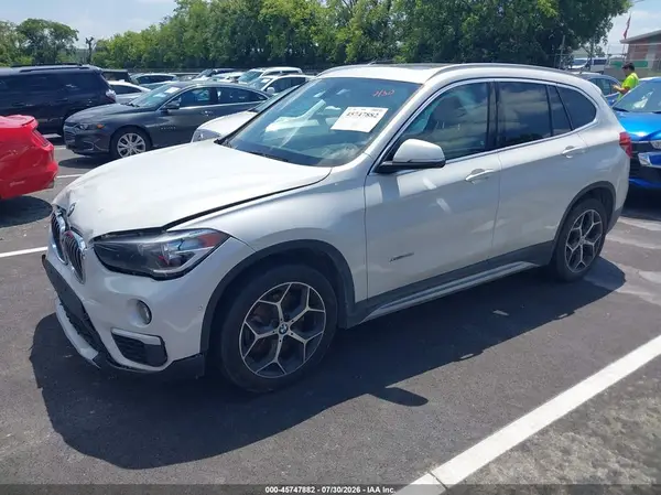 WBXHT3C39J5F88895 2018 BMW X1 - Image 2