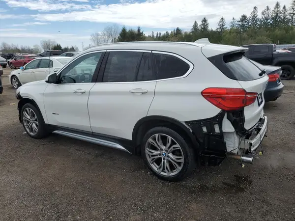 WBXHT3C39J5F91232 2018 BMW X1 - Image 2