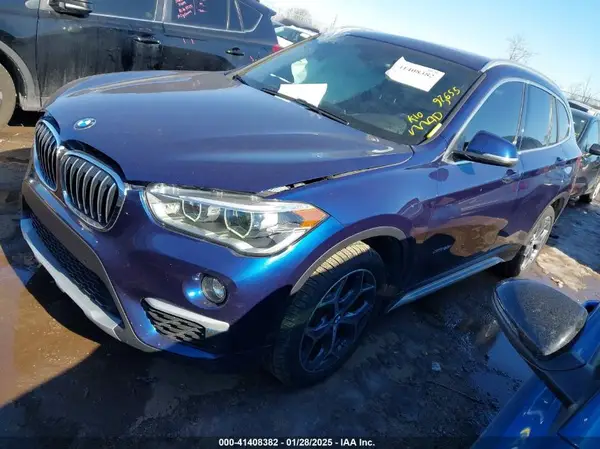 WBXHT3C39J5F91537 2018 BMW X1 - Image 2