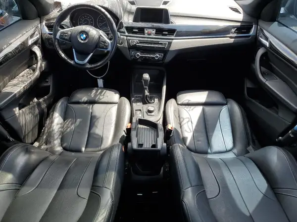 WBXHT3C39J5F91943 2018 BMW X1 - Image 8