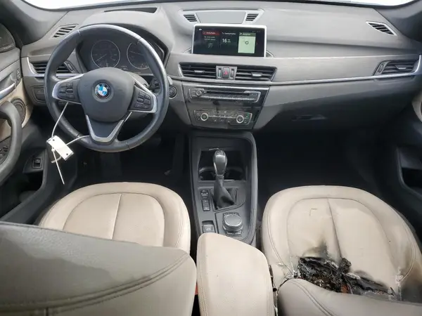 WBXHT3C39J5F93448 2018 BMW X1 - Image 8