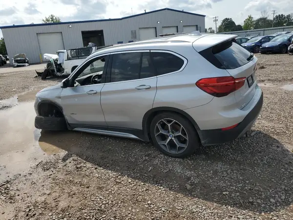 WBXHT3C39J5K22125 2018 BMW X1 - Image 2