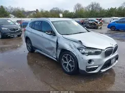 WBXHT3C39J5K22657 2018 BMW X1