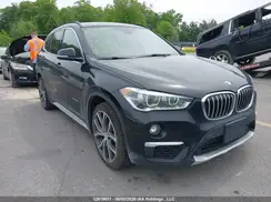 WBXHT3C39J5K22738 2018 BMW X1
