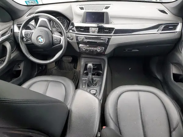 WBXHT3C39J5K23453 2018 BMW X1 - Image 8