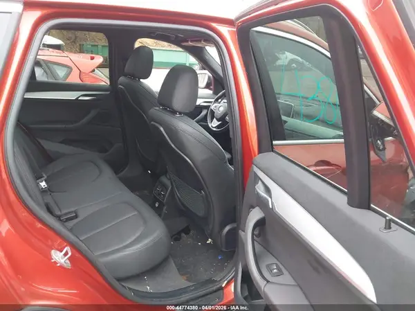 WBXHT3C39J5K23484 2018 BMW X1 - Image 8