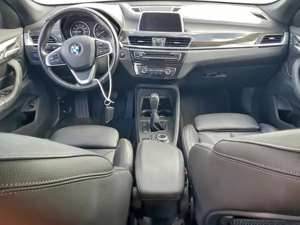 WBXHT3C39J5K24876 2018 BMW X1 - Image 8