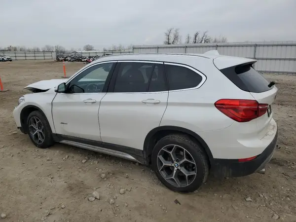 WBXHT3C39J5K26160 2018 BMW X1 - Image 2