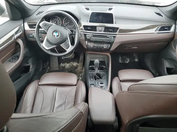 WBXHT3C39J5K26160 2018 BMW X1 - Image 8