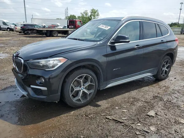 WBXHT3C39J5K26188 2018 BMW X1 - Image 1