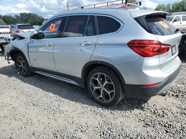 WBXHT3C39J5L26534 2018 BMW X1 - Image 2