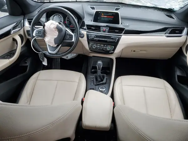 WBXHT3C39J5L27022 2018 BMW X1 - Image 8