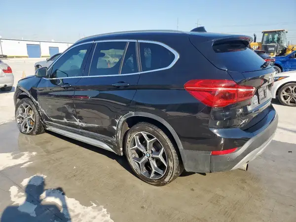 WBXHT3C39J5L27103 2018 BMW X1 - Image 2