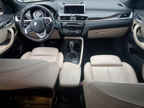 WBXHT3C39J5L27831 2018 BMW X1 - Image 8