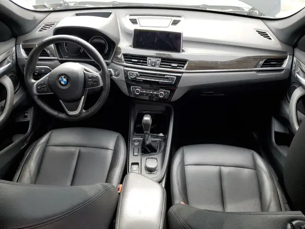 WBXHT3C39J5L28624 2018 BMW X1 - Image 8