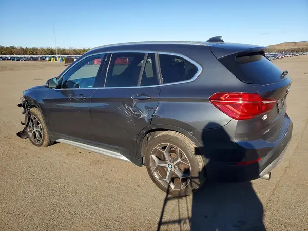 WBXHT3C39J5L28980 2018 BMW X1 - Image 2