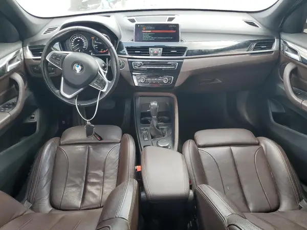 WBXHT3C39J5L29403 2018 BMW X1 - Image 8