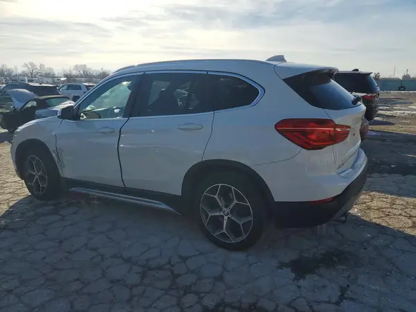 WBXHT3C39J5L31376 2018 BMW X1 - Image 2