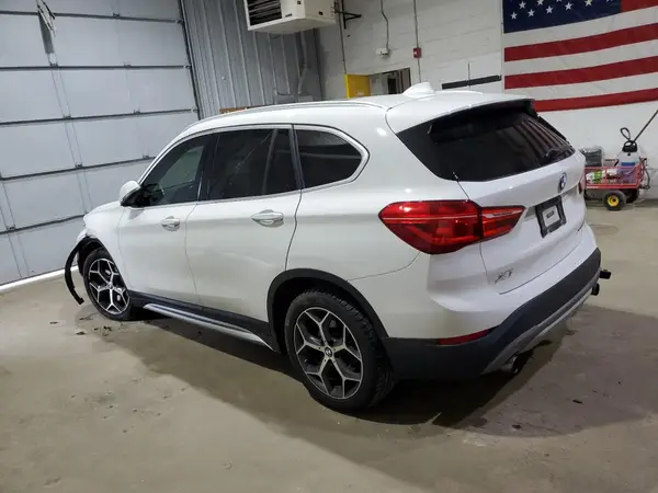 WBXHT3C39J5L32155 2018 BMW X1 - Image 2