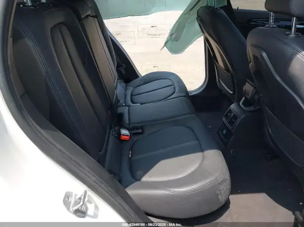 WBXHT3C39J5L32561 2018 BMW X1 - Image 8