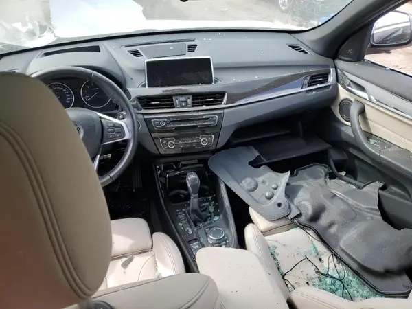 WBXHT3C3XG5E49609 2016 BMW X1 - Image 8