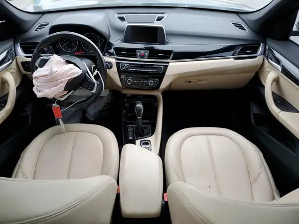 WBXHT3C3XG5E53661 2016 BMW X1 - Image 8