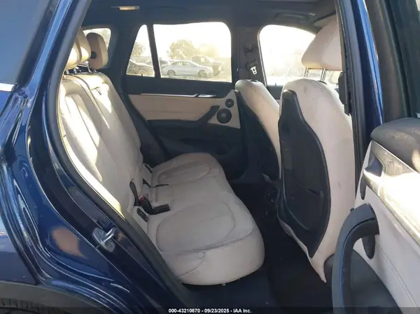 WBXHT3C3XG5E55619 2016 BMW X1 - Image 8