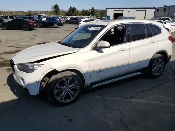 WBXHT3C3XG5E55989 2016 BMW X1 - Image 1