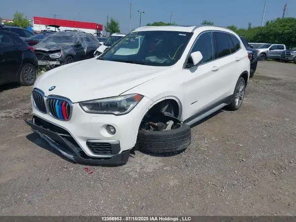 WBXHT3C3XGP881375 2016 BMW X1 - Image 2