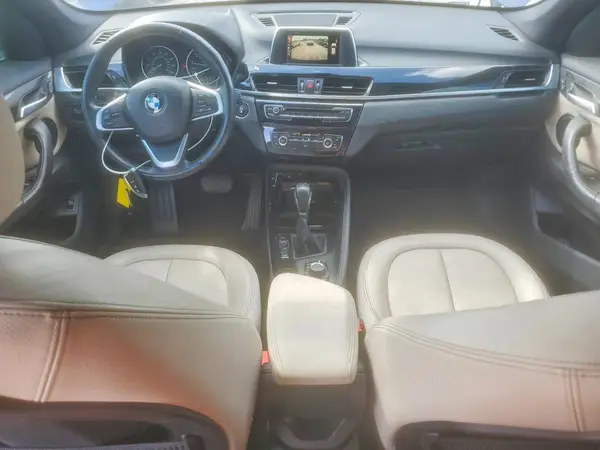 WBXHT3C3XGP881702 2016 BMW X1 - Image 8
