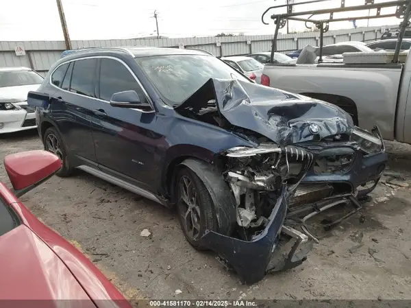 WBXHT3C3XGP882221 2016 BMW X1 - Image 1