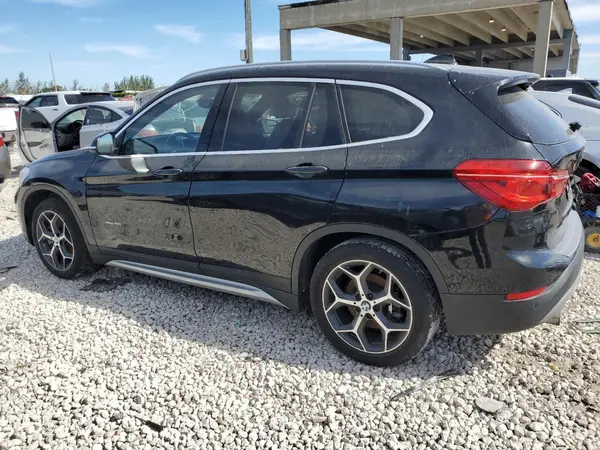 WBXHT3C3XGP885314 2016 BMW X1 - Image 2