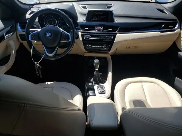 WBXHT3C3XGP886737 2016 BMW X1 - Image 8