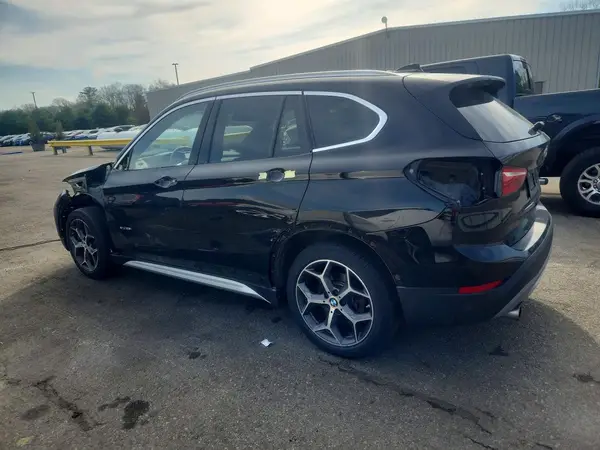 WBXHT3C3XGP887659 2016 BMW X1 - Image 2