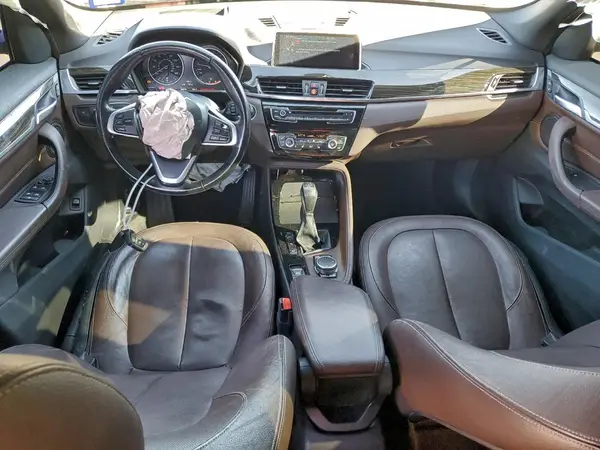 WBXHT3C3XGP888617 2016 BMW X1 - Image 8