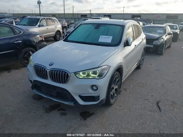 WBXHT3C3XGP889461 2016 BMW X1 - Image 2