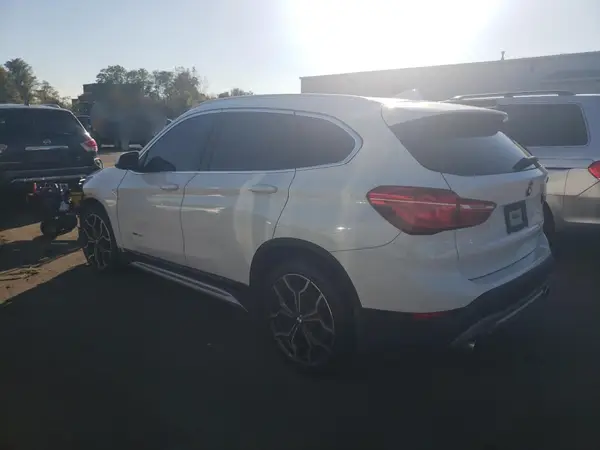 WBXHT3C3XH5F69153 2017 BMW X1 - Image 2