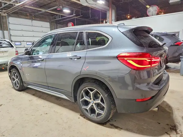 WBXHT3C3XH5F72120 2017 BMW X1 - Image 2