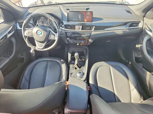 WBXHT3C3XH5F72182 2017 BMW X1 - Image 8