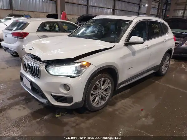 WBXHT3C3XH5F75695 2017 BMW X1 - Image 2