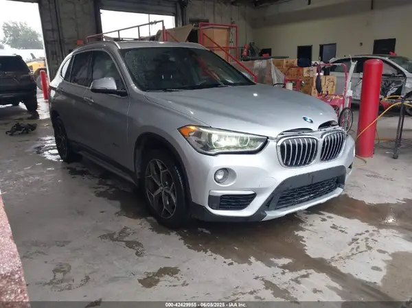 WBXHT3C3XH5F76328 2017 BMW X1 - Image 1