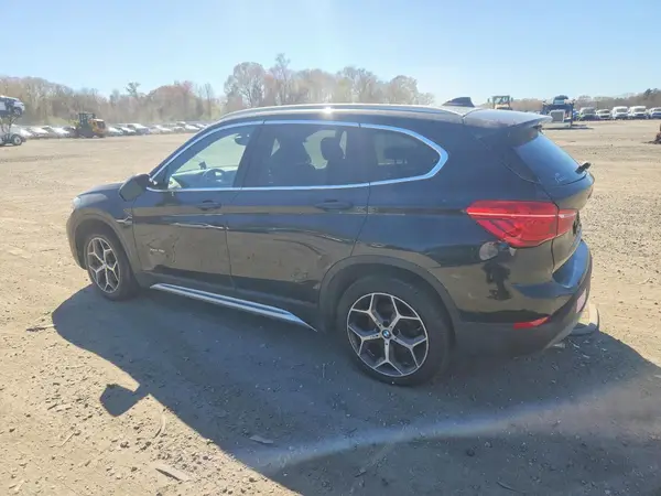 WBXHT3C3XH5F76409 2017 BMW X1 - Image 2