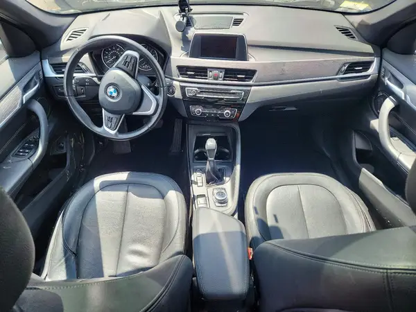 WBXHT3C3XH5F76409 2017 BMW X1 - Image 8