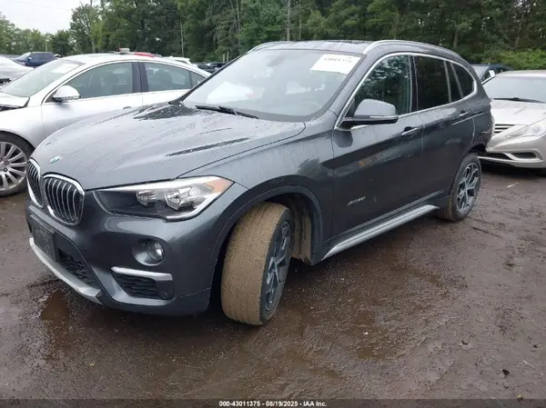 WBXHT3C3XH5F77351 2017 BMW X1 - Image 2